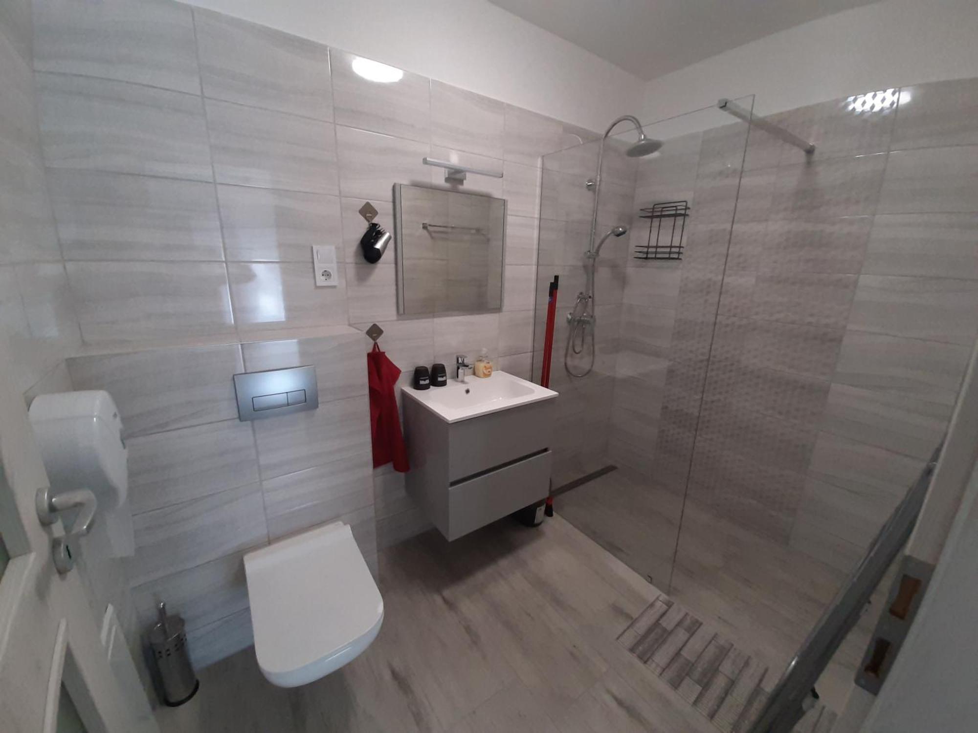 Ancsi Apartmanhaz Balatonlelle Bagian luar foto