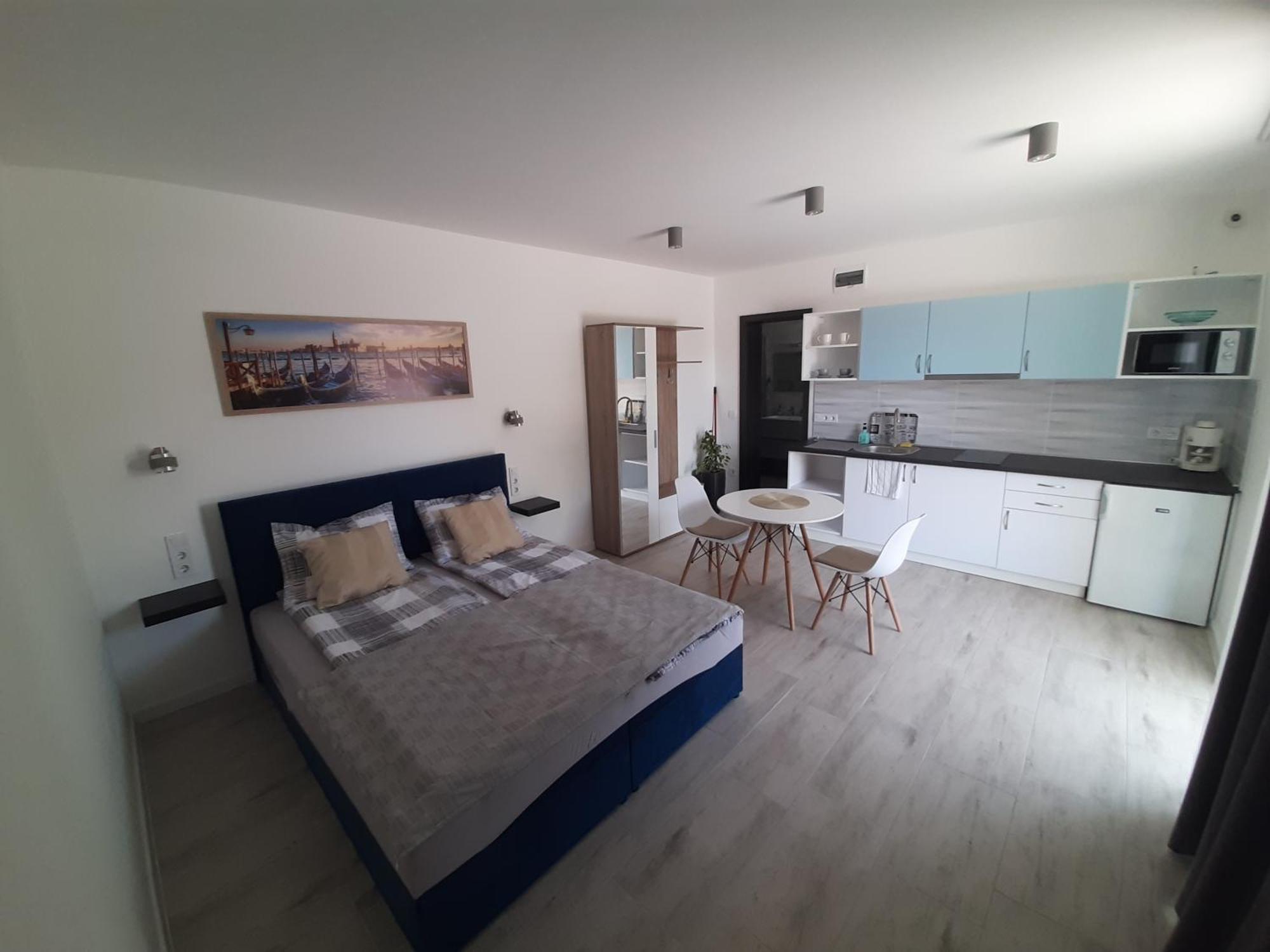 Ancsi Apartmanhaz Balatonlelle Bagian luar foto
